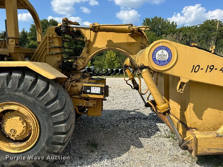 image for item OG9184 1974 Caterpillar 613  grid roller