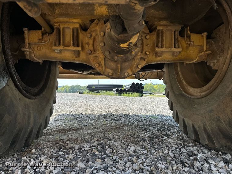 image for item OG9184 1974 Caterpillar 613  grid roller