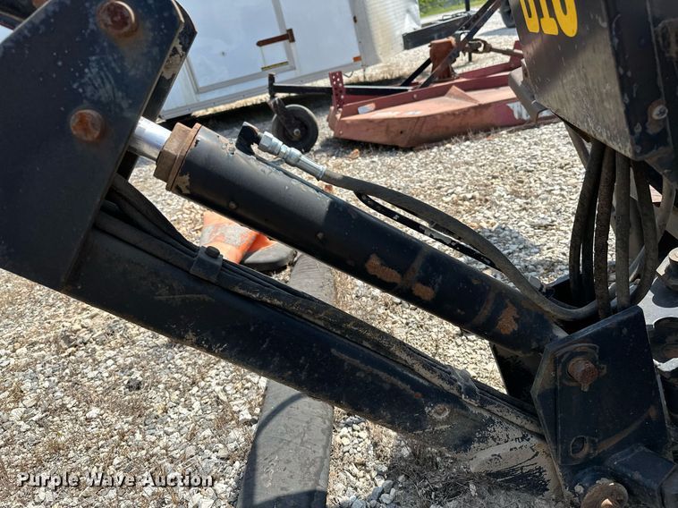 image for item OG9195 Kelley B10  backhoe attachment