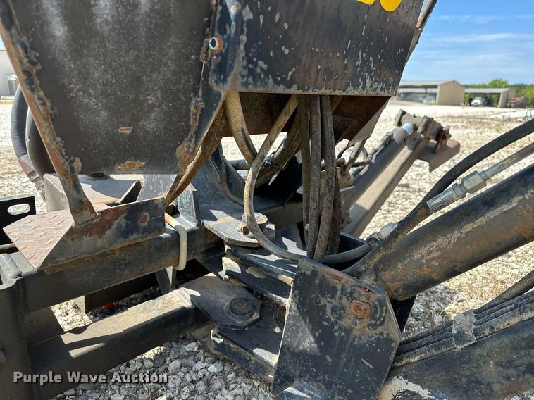 image for item OG9195 Kelley B10  backhoe attachment