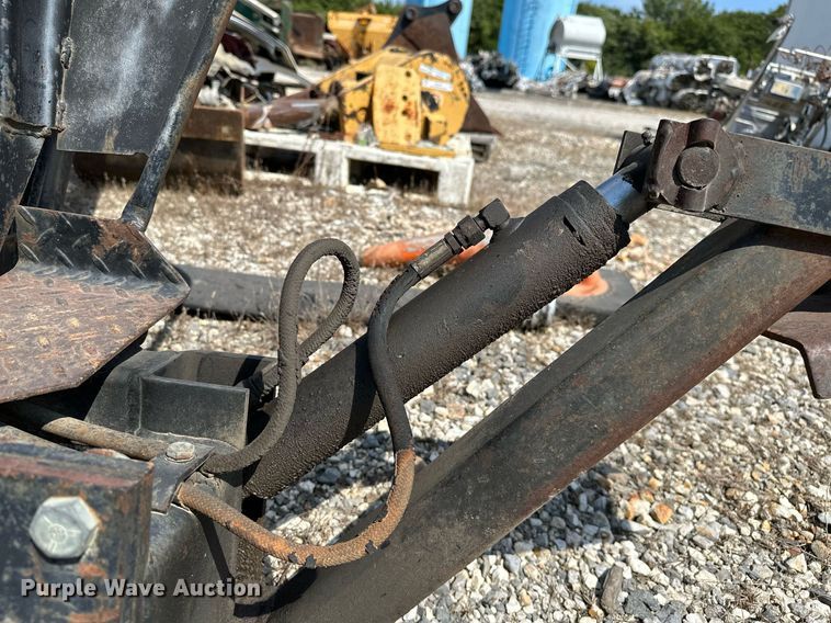 image for item OG9195 Kelley B10  backhoe attachment