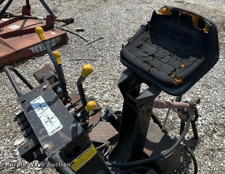 image for item OG9195 Kelley B10  backhoe attachment