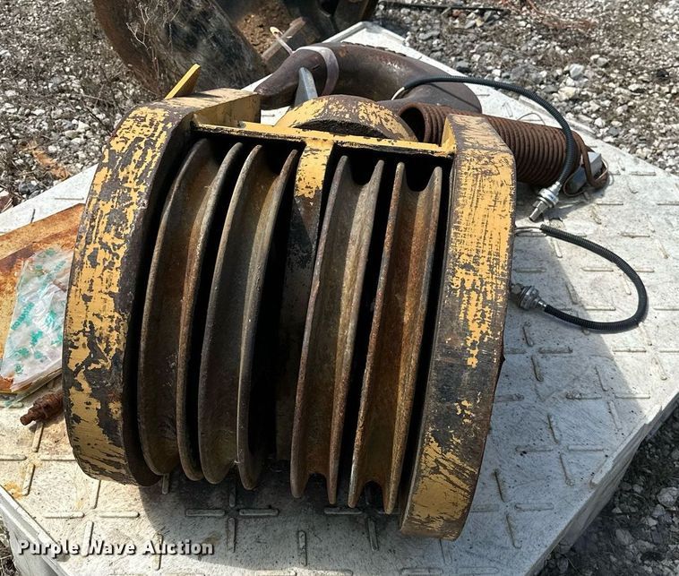 image for item OG9197 P&H  crane block