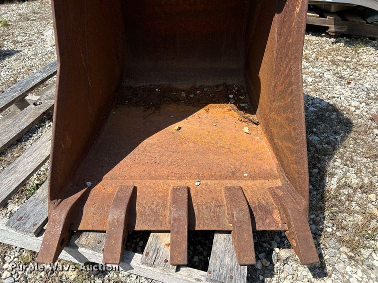 image for item OG9198 Bobcat  excavator bucket