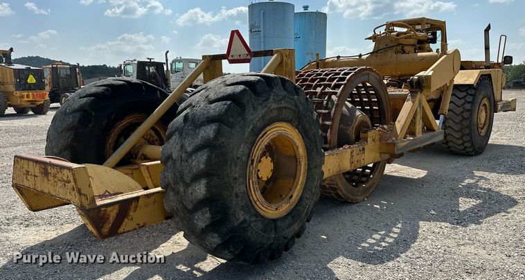 image for item OG9214 Caterpillar 613C  grid roller