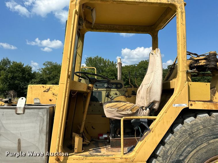 image for item OG9214 Caterpillar 613C  grid roller