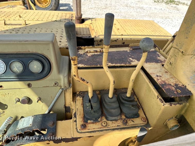 image for item OG9214 Caterpillar 613C  grid roller