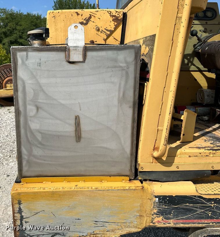 image for item OG9214 Caterpillar 613C  grid roller