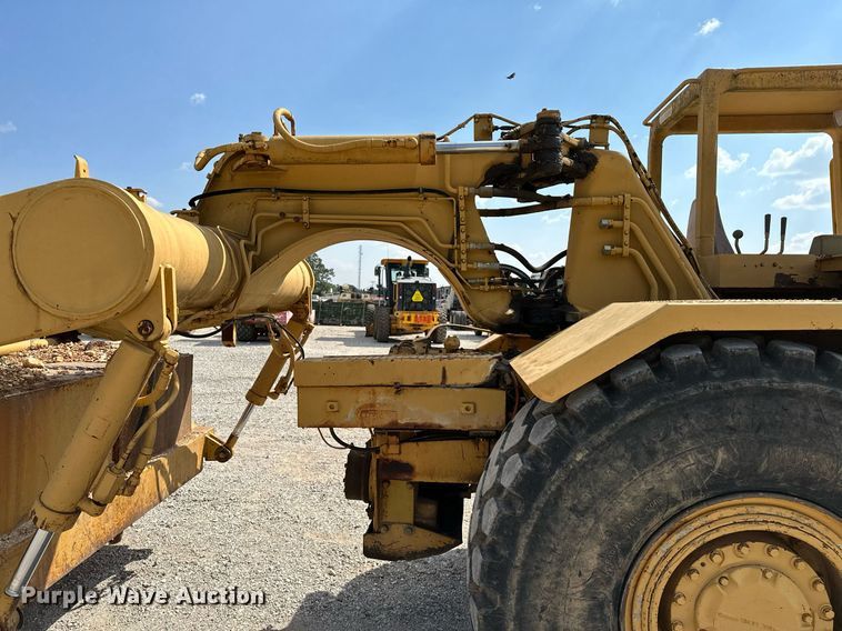 image for item OG9214 Caterpillar 613C  grid roller