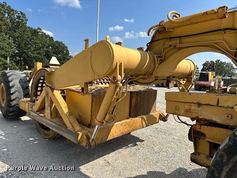 image for item OG9214 Caterpillar 613C  grid roller