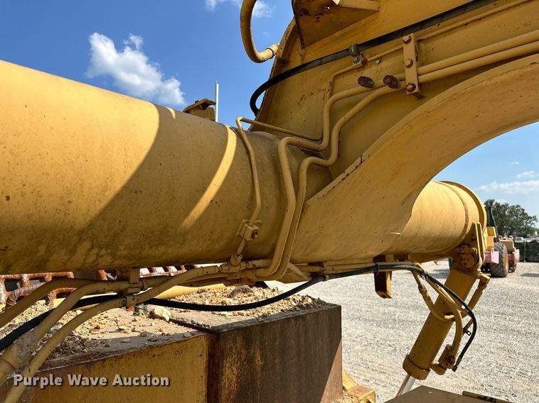 image for item OG9214 Caterpillar 613C  grid roller