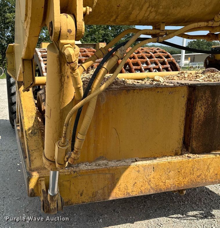 image for item OG9214 Caterpillar 613C  grid roller