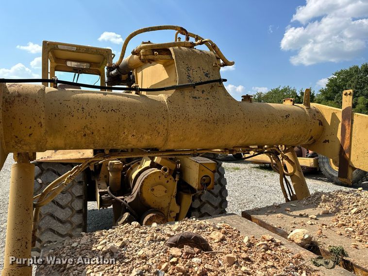 image for item OG9214 Caterpillar 613C  grid roller