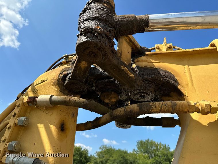 image for item OG9214 Caterpillar 613C  grid roller