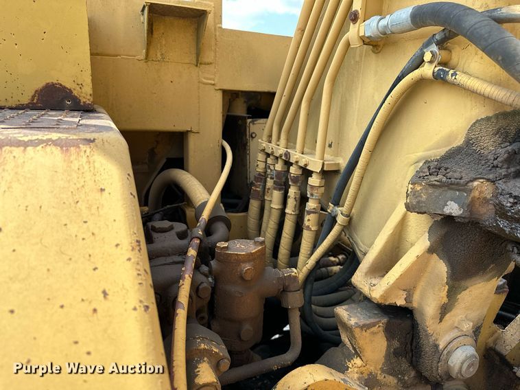 image for item OG9214 Caterpillar 613C  grid roller