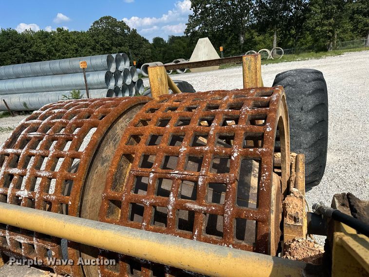 image for item OG9214 Caterpillar 613C  grid roller