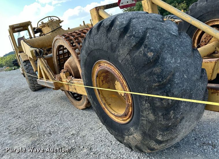 image for item OG9214 Caterpillar 613C  grid roller