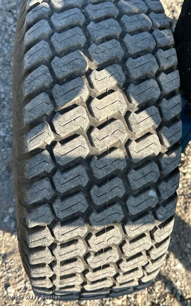 image for item OG9220 New Holland 7308  tractor