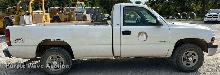 image for item OG9221 2002 Chevrolet 1500  pickup truck