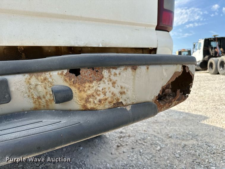 image for item OG9221 2002 Chevrolet 1500  pickup truck