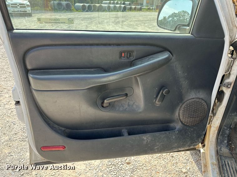 image for item OG9221 2002 Chevrolet 1500  pickup truck