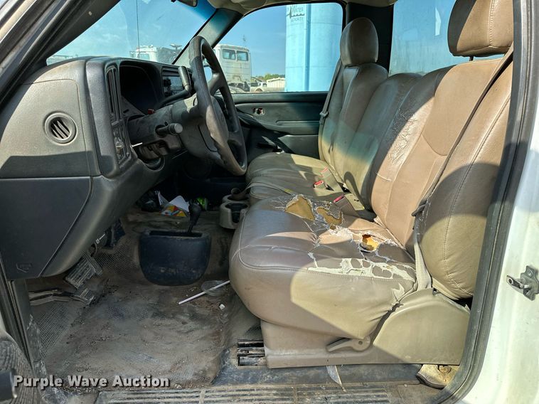 image for item OG9221 2002 Chevrolet 1500  pickup truck