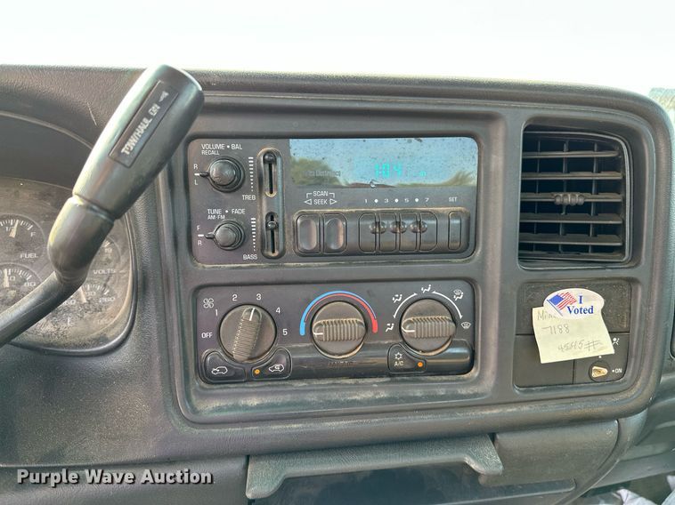 image for item OG9221 2002 Chevrolet 1500  pickup truck