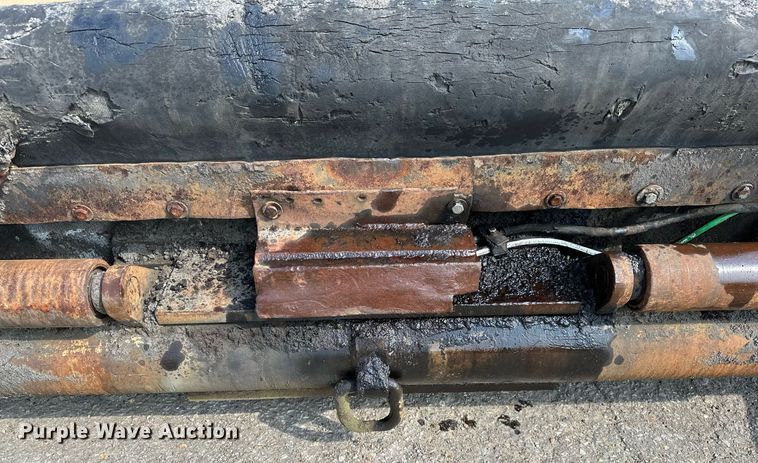 image for item OG9225 1993 Cedarapids CR451  paver