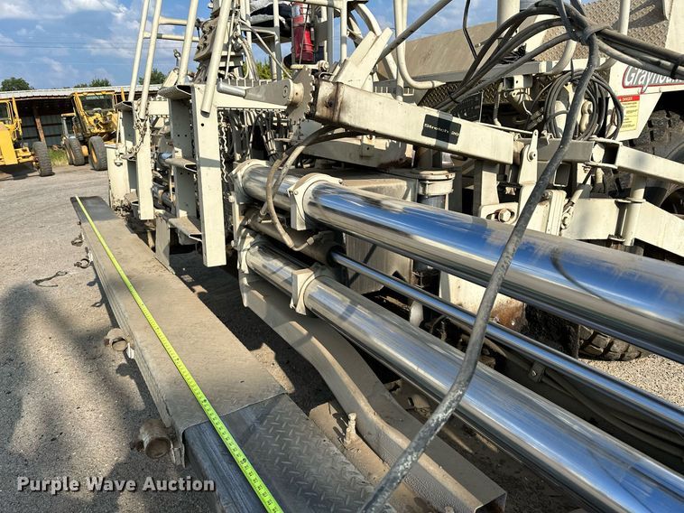 image for item OG9225 1993 Cedarapids CR451  paver