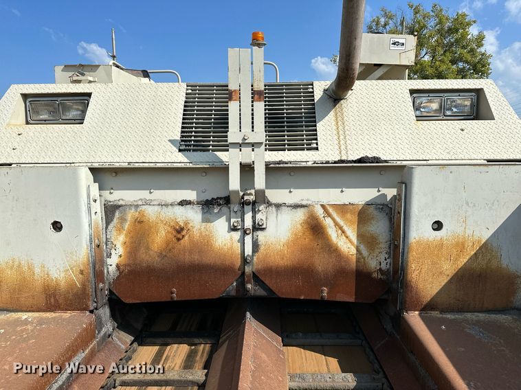 image for item OG9225 1993 Cedarapids CR451  paver