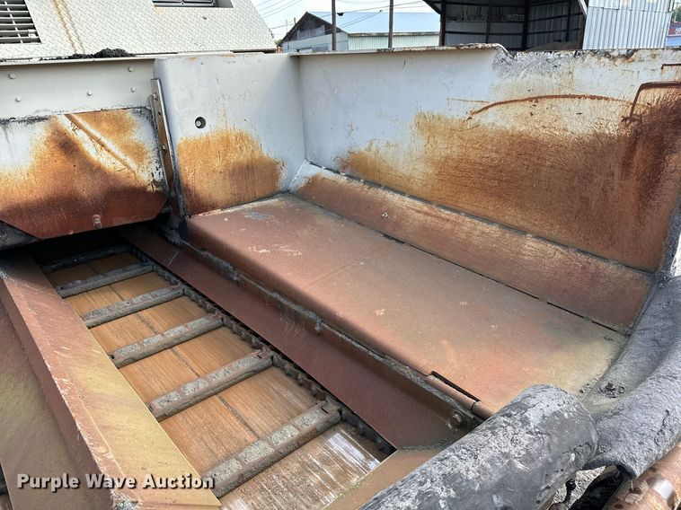 image for item OG9225 1993 Cedarapids CR451  paver