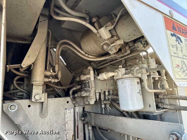 image for item OG9225 1993 Cedarapids CR451  paver