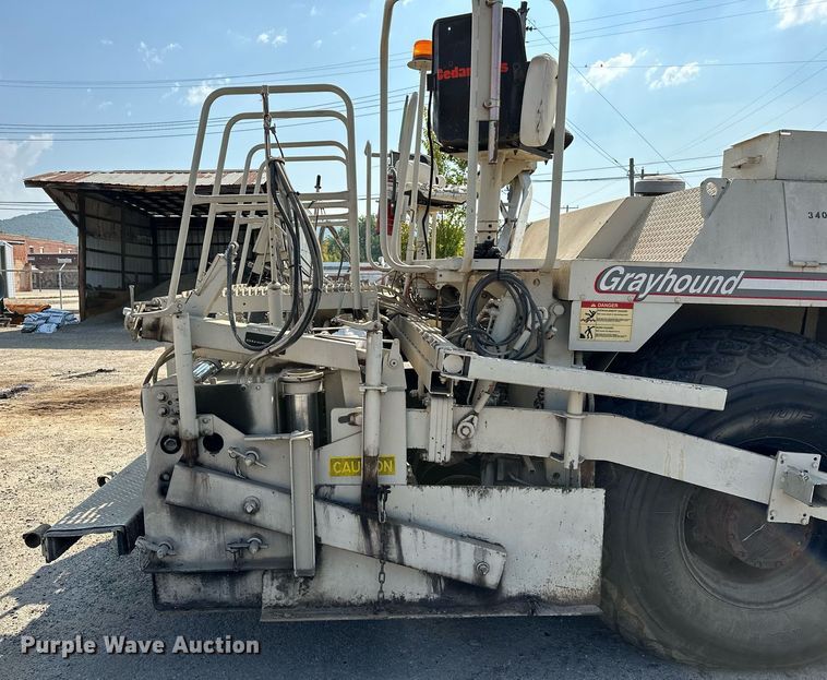 image for item OG9225 1993 Cedarapids CR451  paver