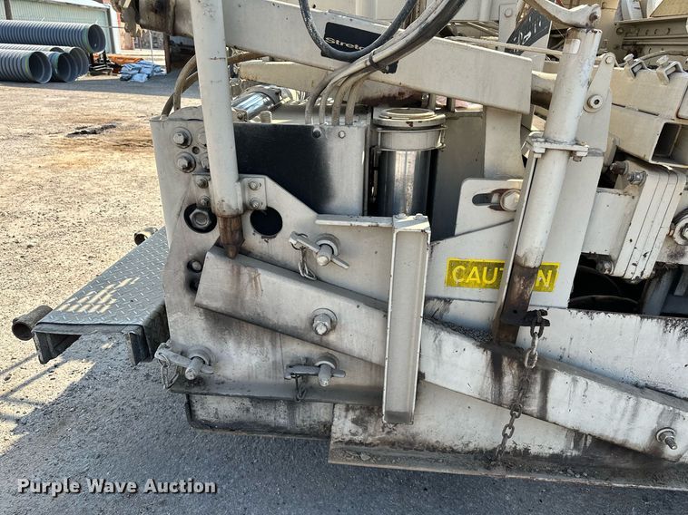 image for item OG9225 1993 Cedarapids CR451  paver