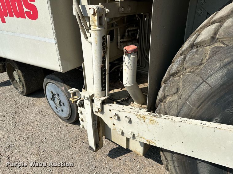 image for item OG9225 1993 Cedarapids CR451  paver