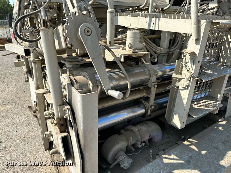 image for item OG9225 1993 Cedarapids CR451  paver