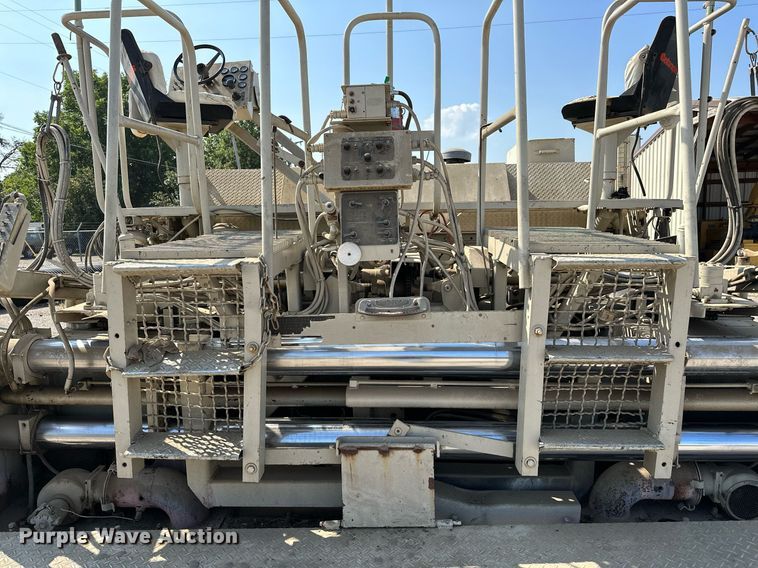 image for item OG9225 1993 Cedarapids CR451  paver