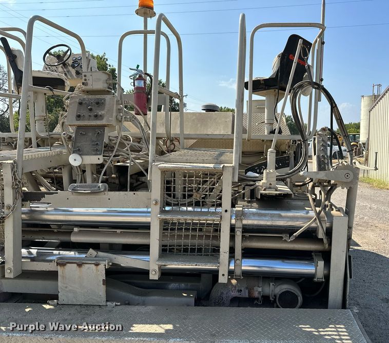 image for item OG9225 1993 Cedarapids CR451  paver