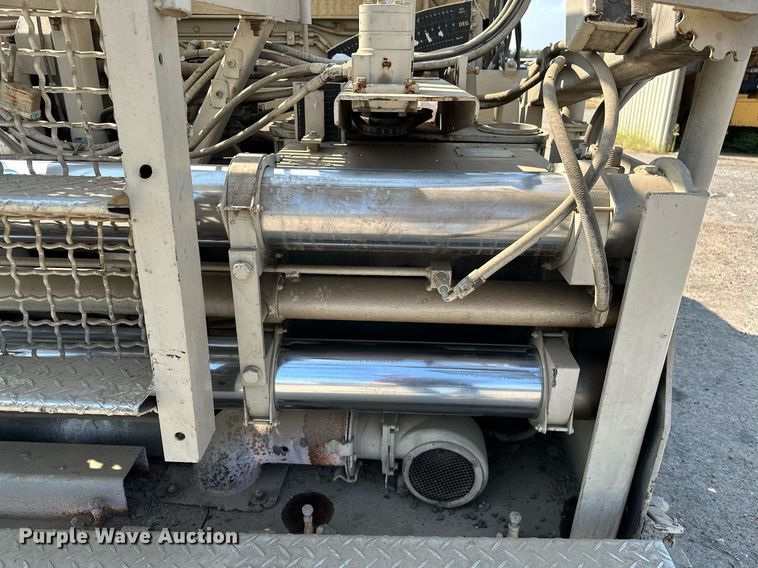 image for item OG9225 1993 Cedarapids CR451  paver