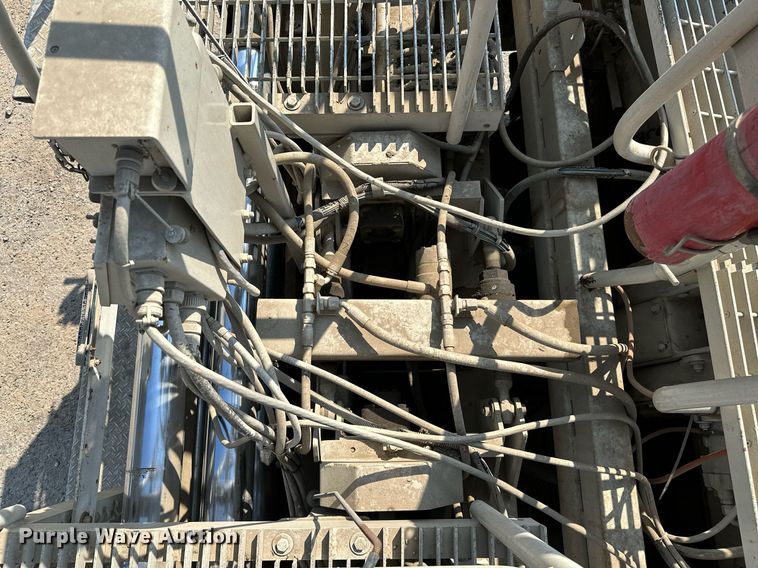 image for item OG9225 1993 Cedarapids CR451  paver