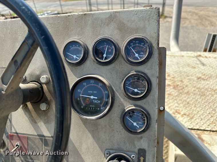 image for item OG9225 1993 Cedarapids CR451  paver