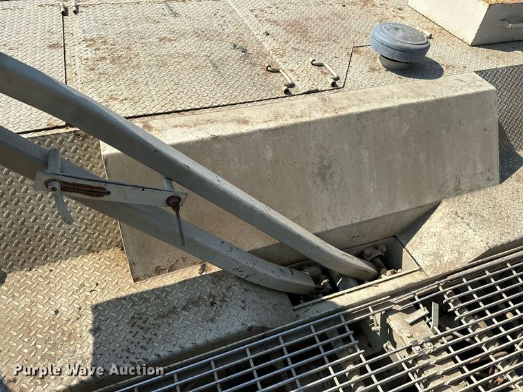 image for item OG9225 1993 Cedarapids CR451  paver