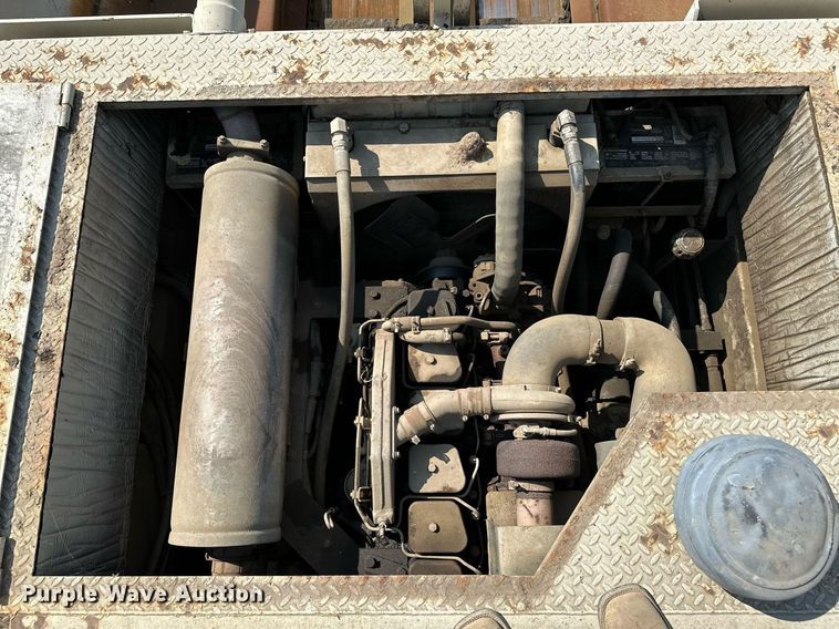 image for item OG9225 1993 Cedarapids CR451  paver