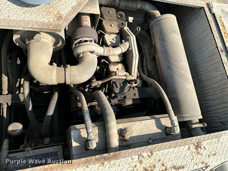 image for item OG9225 1993 Cedarapids CR451  paver