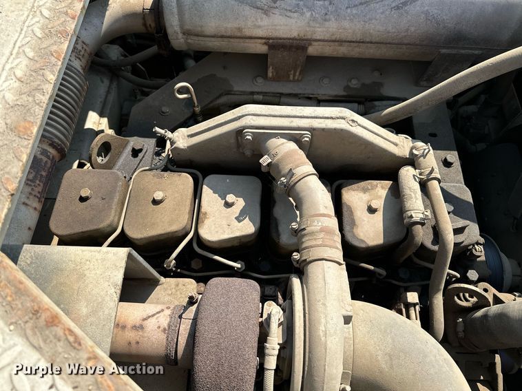 image for item OG9225 1993 Cedarapids CR451  paver