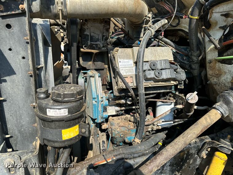 image for item OG9226 1999 International 4900  dump truck