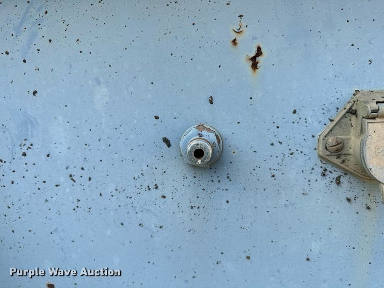 image for item OG9227 1994 Interstate 50LB  equipment trailer