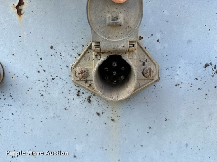 image for item OG9227 1994 Interstate 50LB  equipment trailer