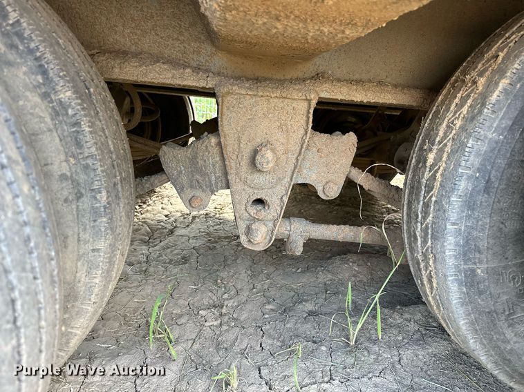 image for item OG9227 1994 Interstate 50LB  equipment trailer