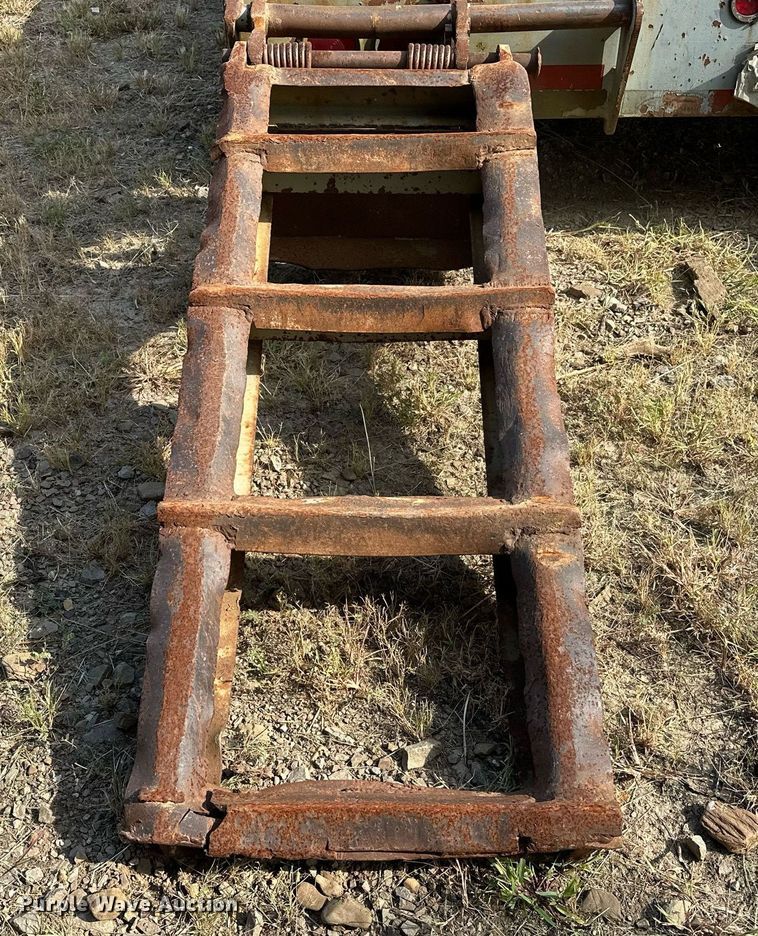 image for item OG9227 1994 Interstate 50LB  equipment trailer